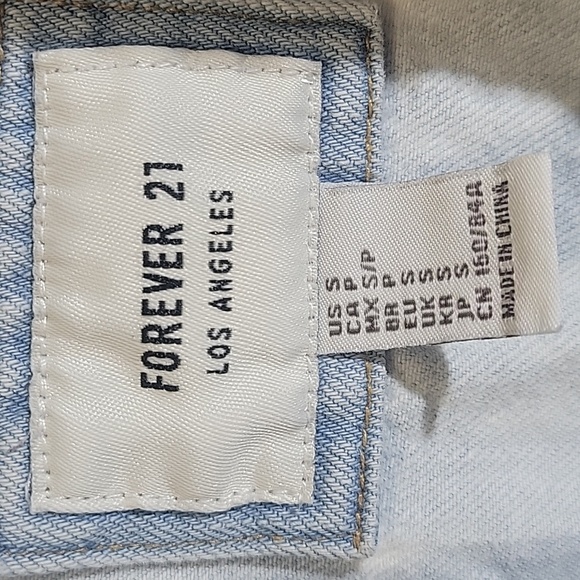 Forever 21 Women’s Jean Jacket - Picture 2 of 7
